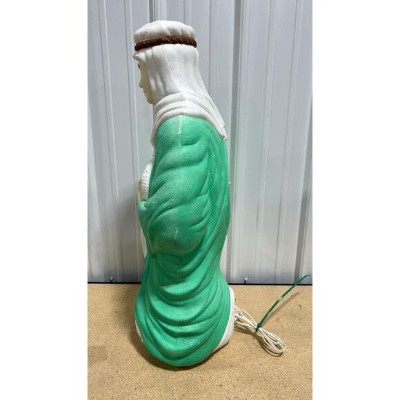 Blow Mold Vintage 1999 Grand Venture Shepard Holing Lamb - Picture 3 of 5